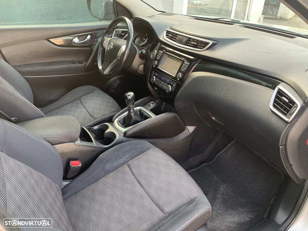 Nissan Qashqai 1.6 dCi N-Connecta PS - 6