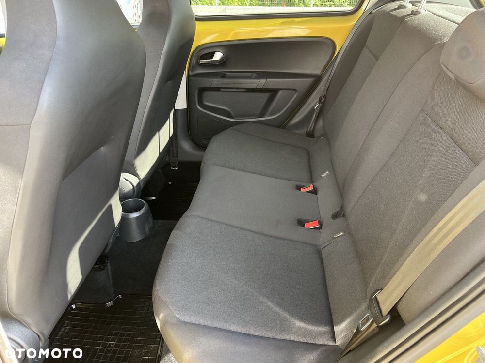 Volkswagen up! 1.0 move - 17