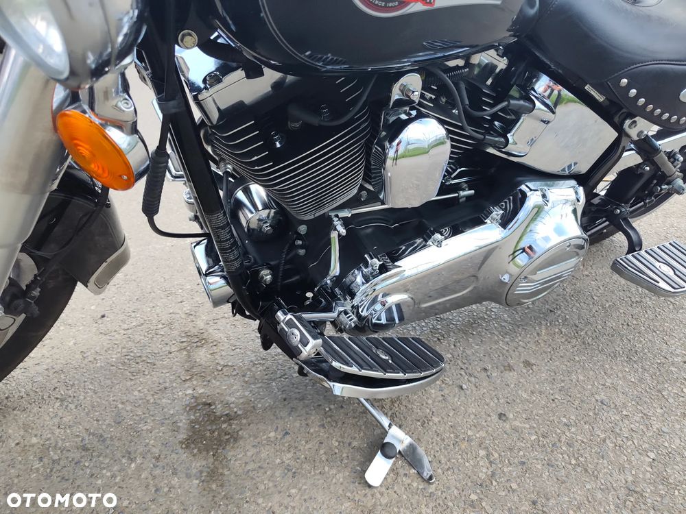 Harley-Davidson Softail Heritage Classic - 35