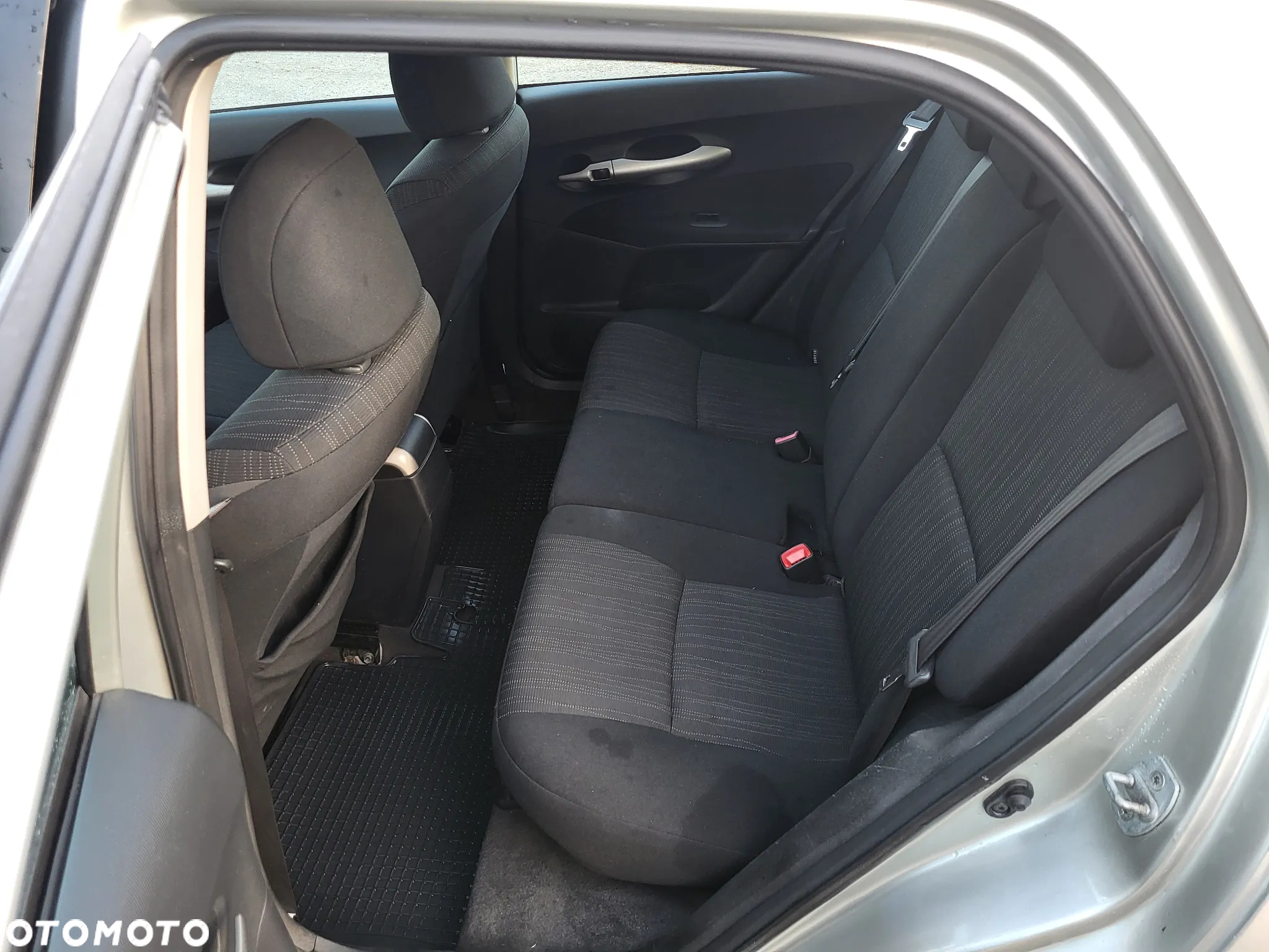 Toyota Auris 1.4 D-4D Comfort - 18