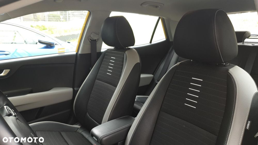 Kia Stonic 1.0 T-GDI L - 10