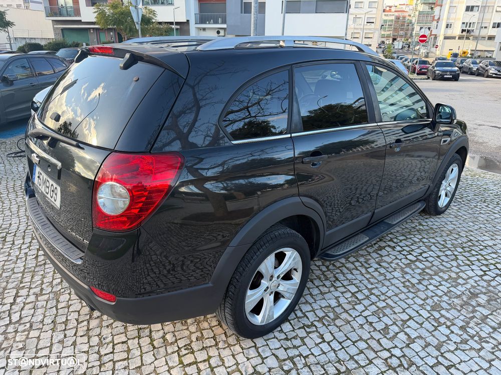 Chevrolet Captiva 2.2 VCDi Seven Xtreme 164g 7L - 6