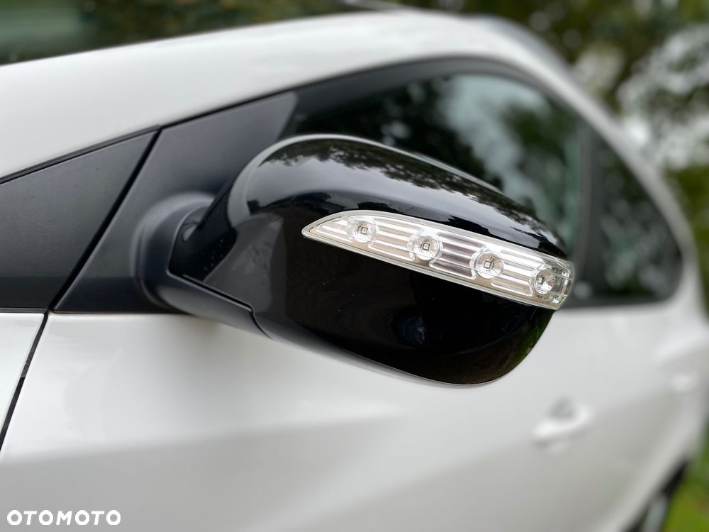 Hyundai ix35 2.0 GDI Premium 2WD - 18