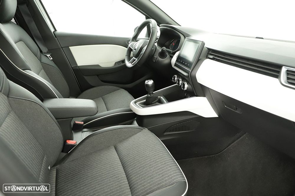 Renault Clio 1.0 TCe Techno - 18