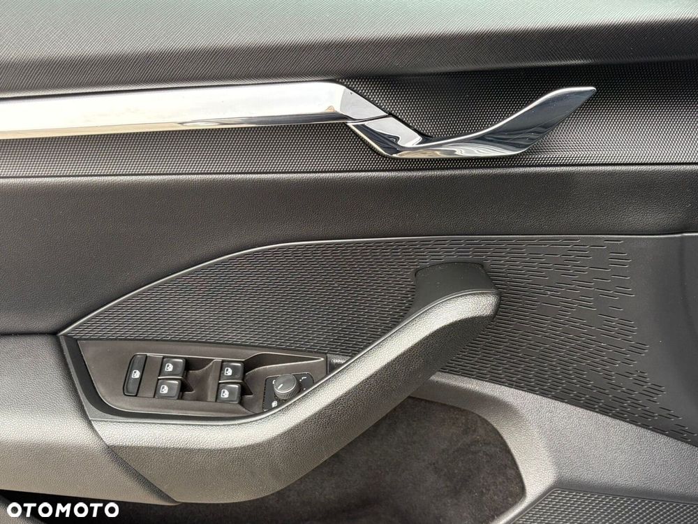 Skoda Octavia 1.5 TSI ACT Style - 10