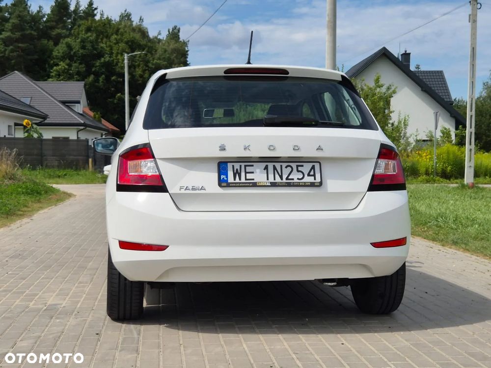 Skoda Fabia 1.0 Ambition - 17