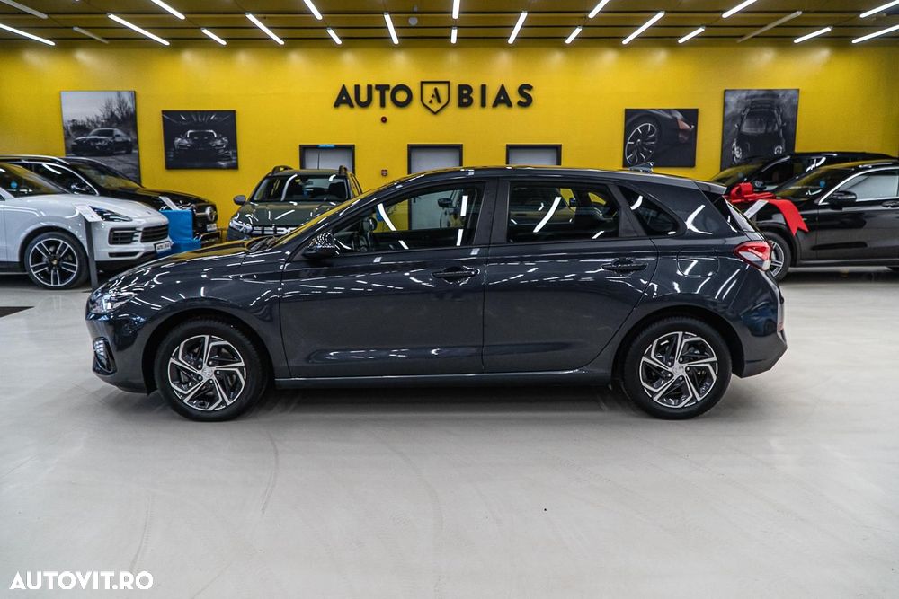 Hyundai i30 Wagon 1.5 110CP M/T Highway - 16