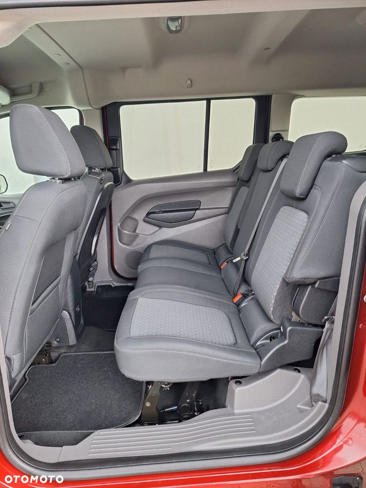 Ford Tourneo Connect 1.5 EcoBlue Titanium - 22