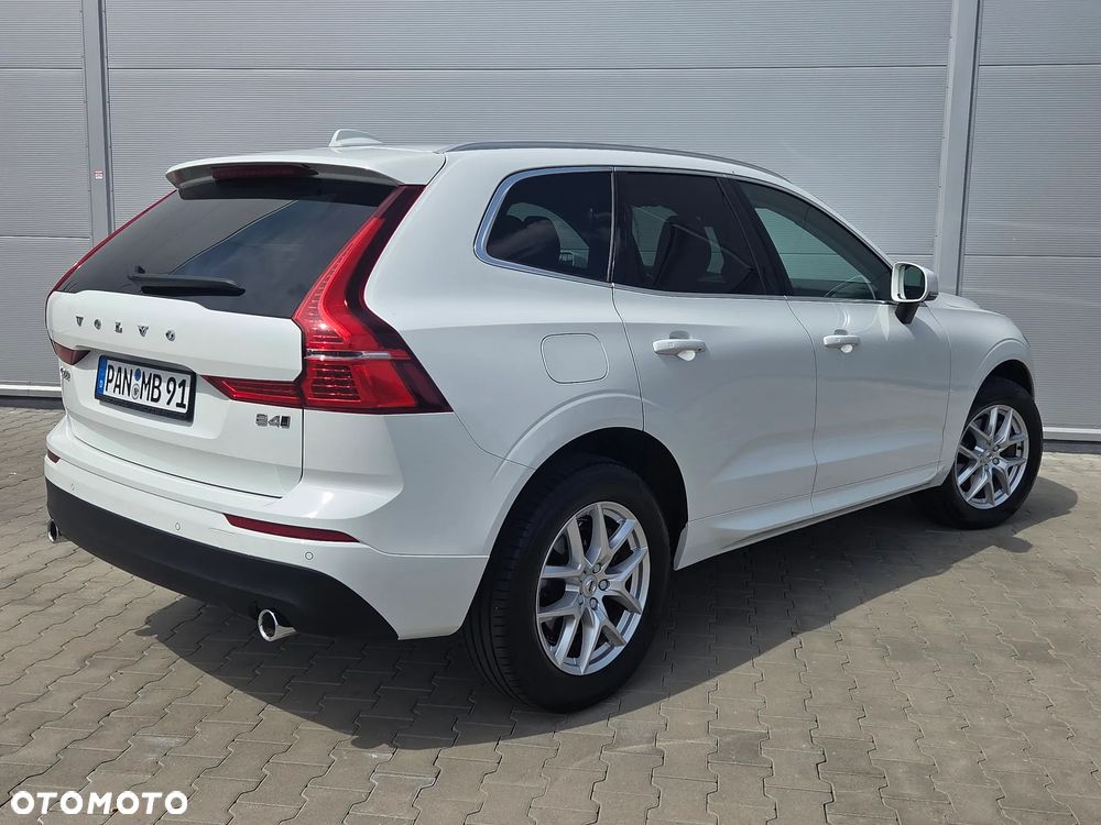 Volvo XC 60 B4 D AWD Geartronic Momentum - 6