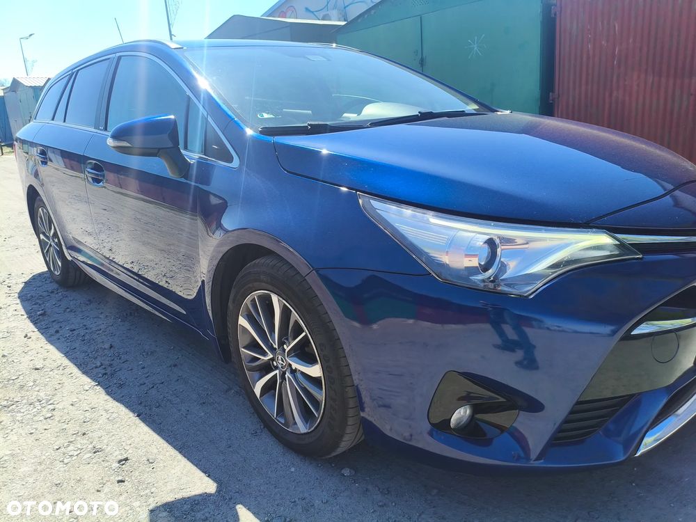Toyota Avensis 2.0 D-4D Active Business - 19