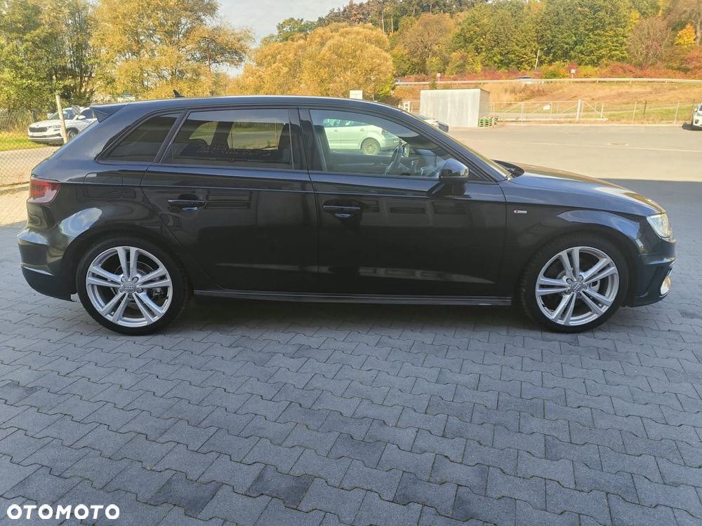 Audi A3 Sportback 2.0 TDI (clean diesel) quattro S tronic S line Sportpaket - 6