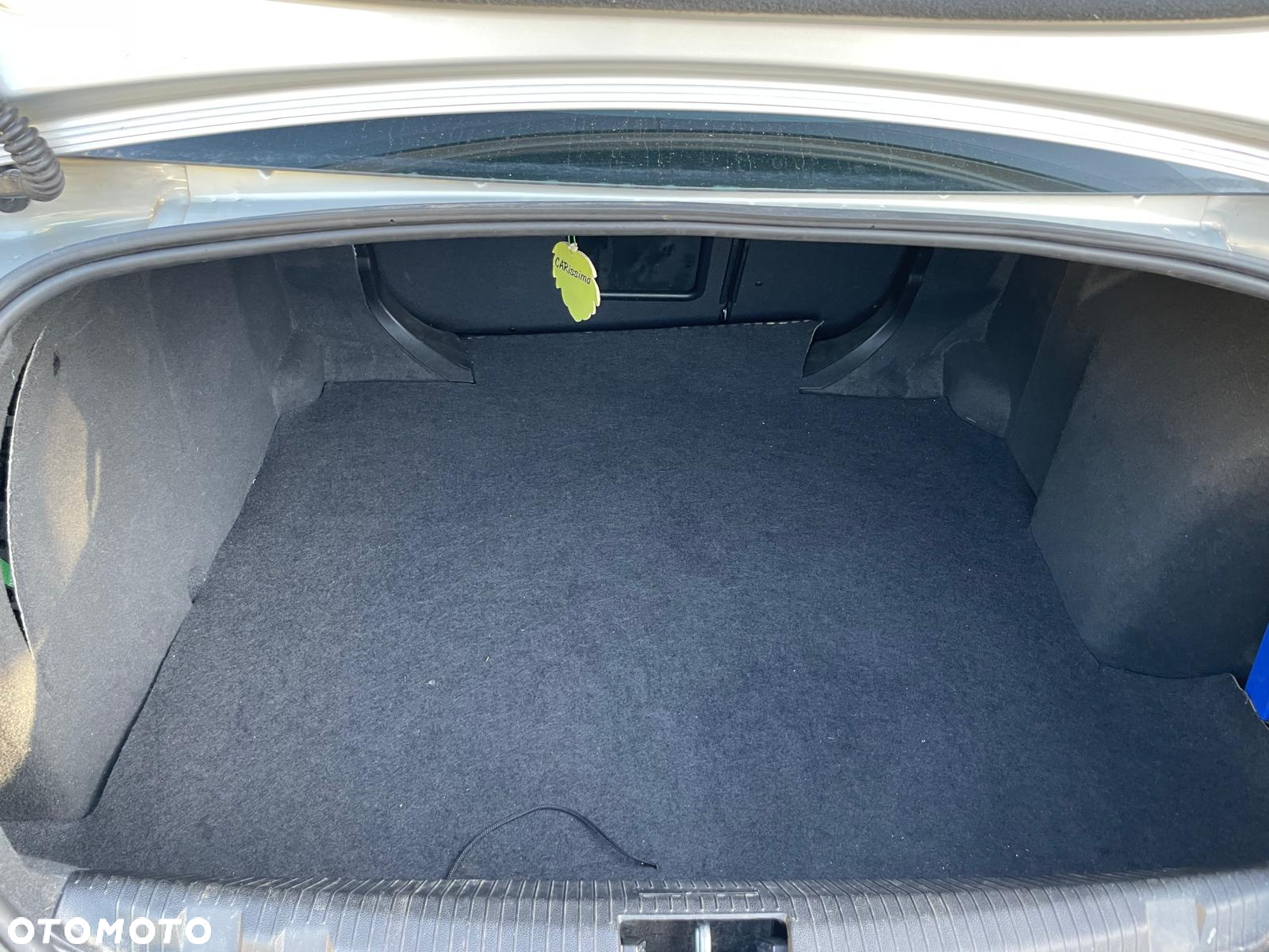 Opel Astra III 1.6 Enjoy EU5 - 12