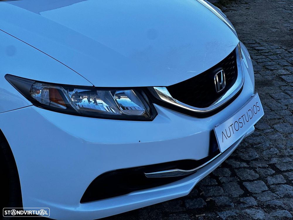 Honda Civic 1.8 i-VTEC Auto Comfort - 13