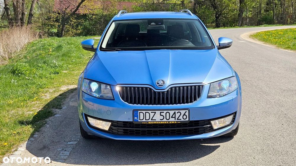Skoda Octavia 2.0 TDI DSG L&K - 23
