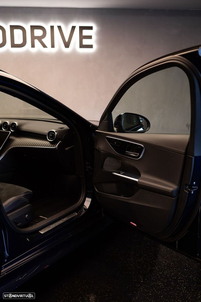 Mercedes-Benz C 300 e AMG Line - 40