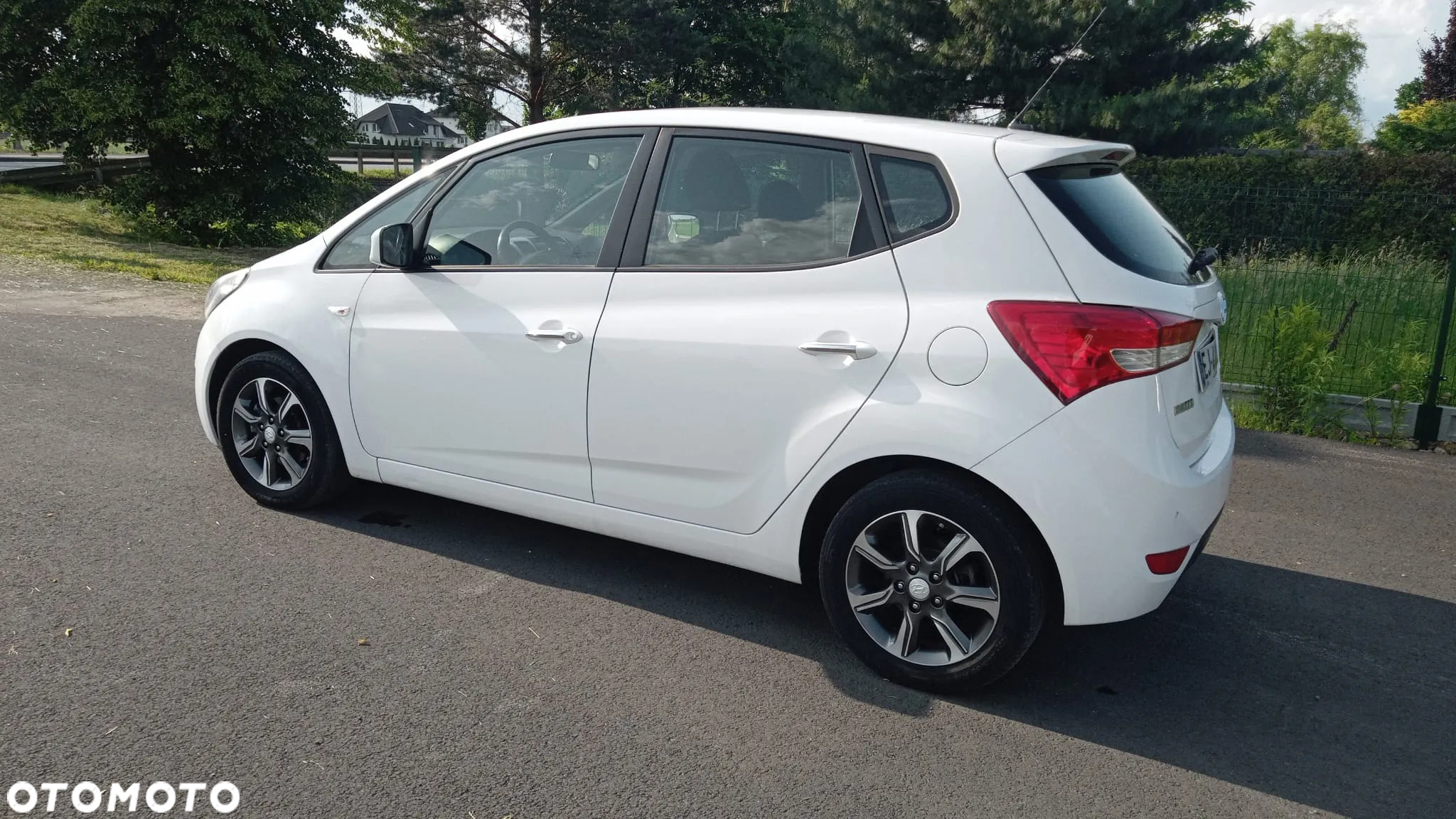 Hyundai ix20 1.4 blue YES Gold - 3