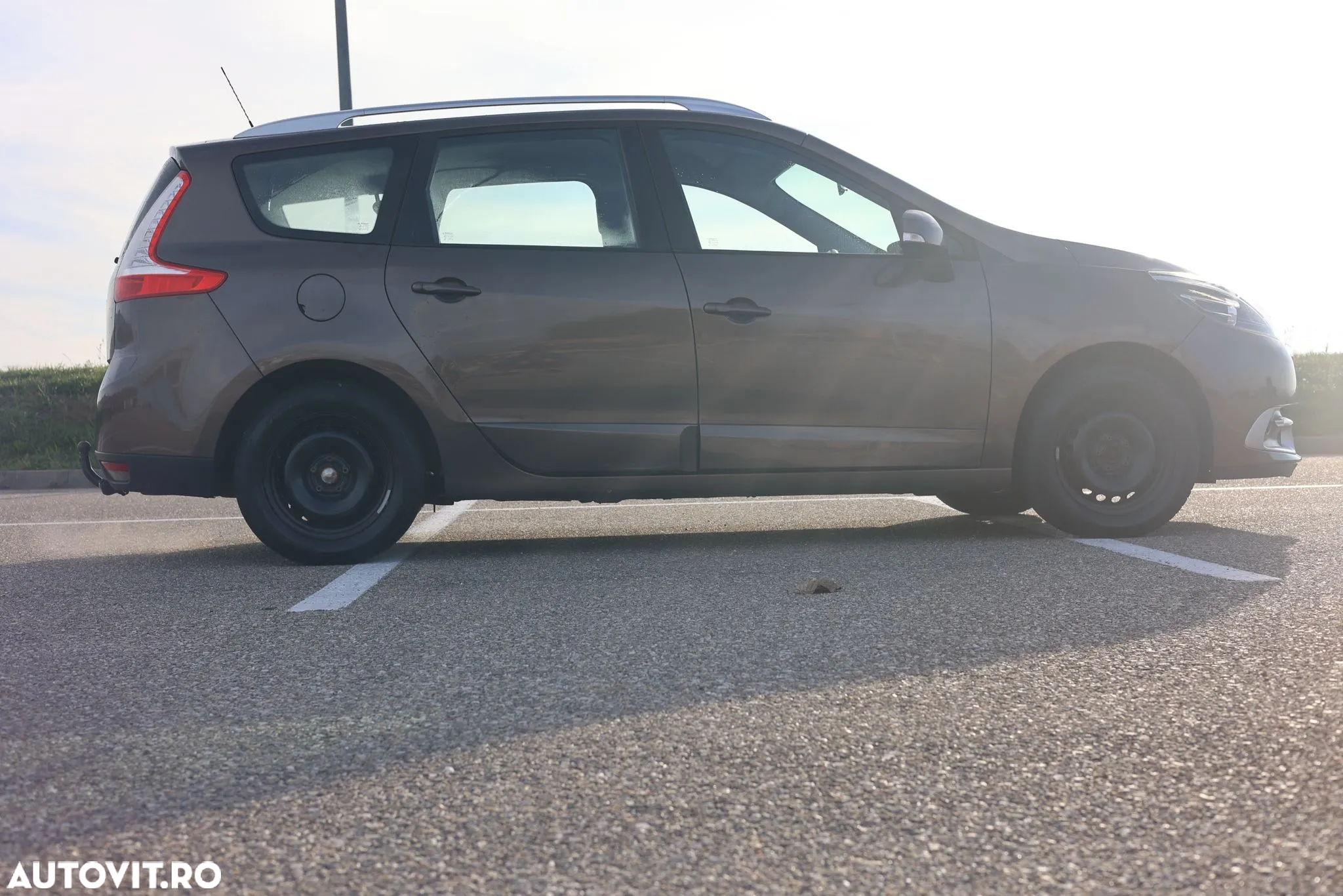 Renault Grand Scenic ENERGY TCe 115 S&S Authentique - 14