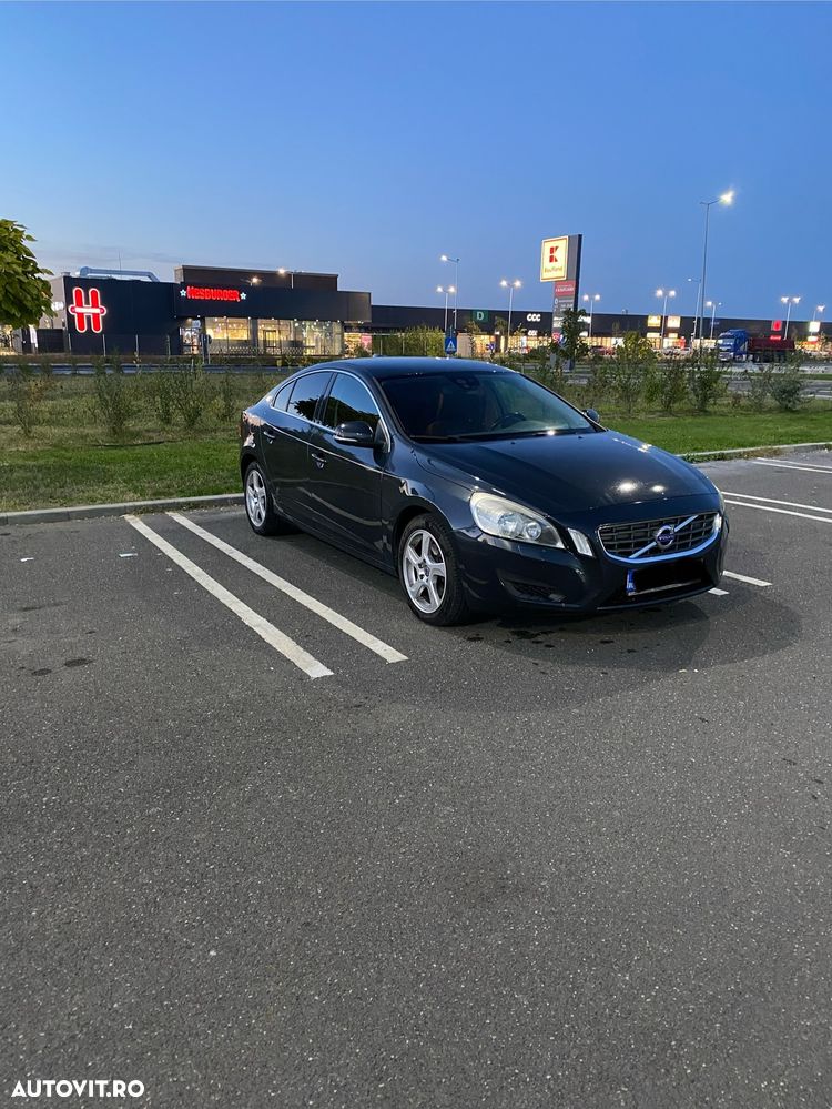 Volvo S60 DRIVe Start-Stop Momentum - 8