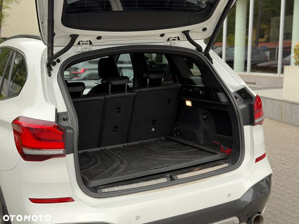 BMW X1 xDrive25i M Sport sport - 18