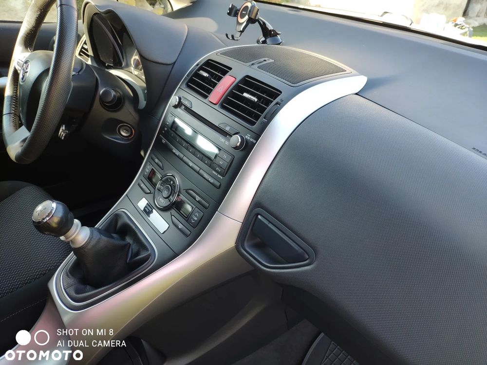 Toyota Auris 1.6 Life+ - 27