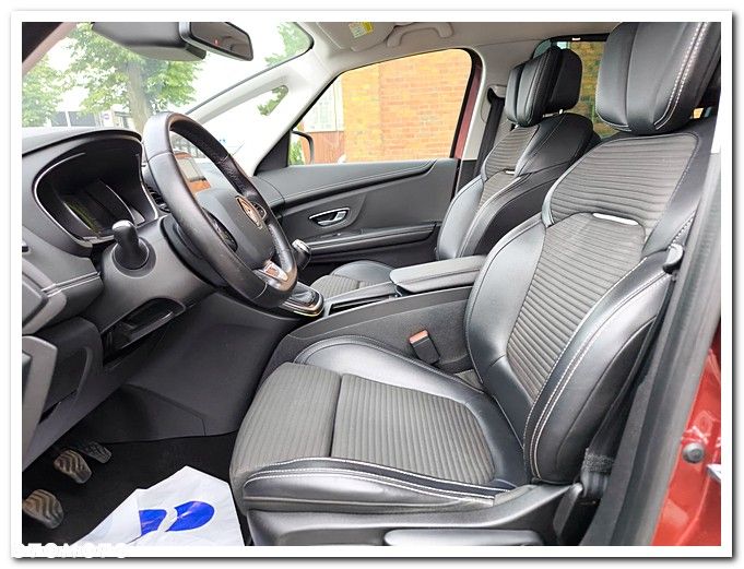 Renault Scenic ENERGY TCe 130 BOSE EDITION - 25