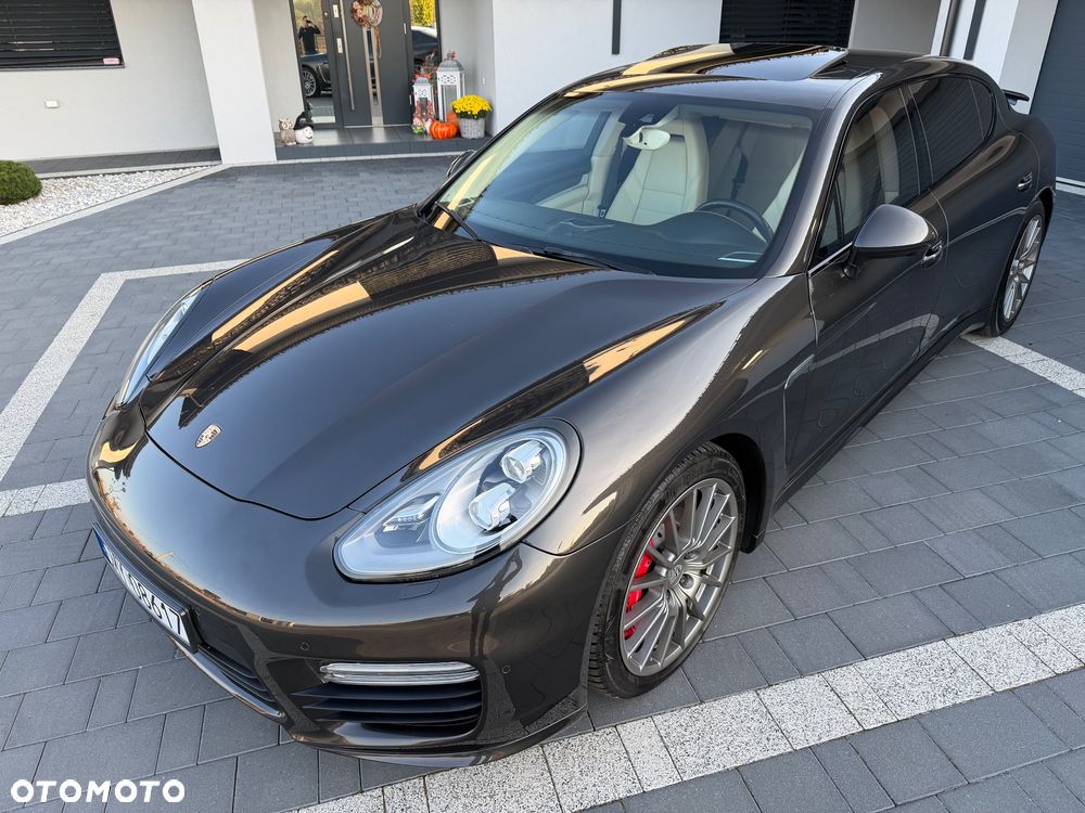 Porsche Panamera Turbo Executive - 6