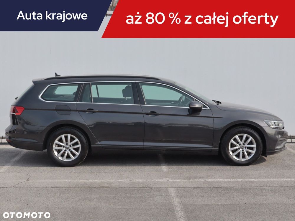 Volkswagen Passat Variant - 8
