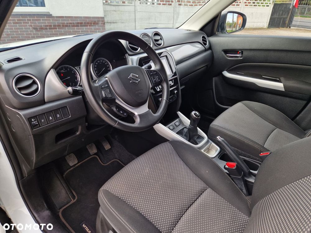 Suzuki Vitara - 10
