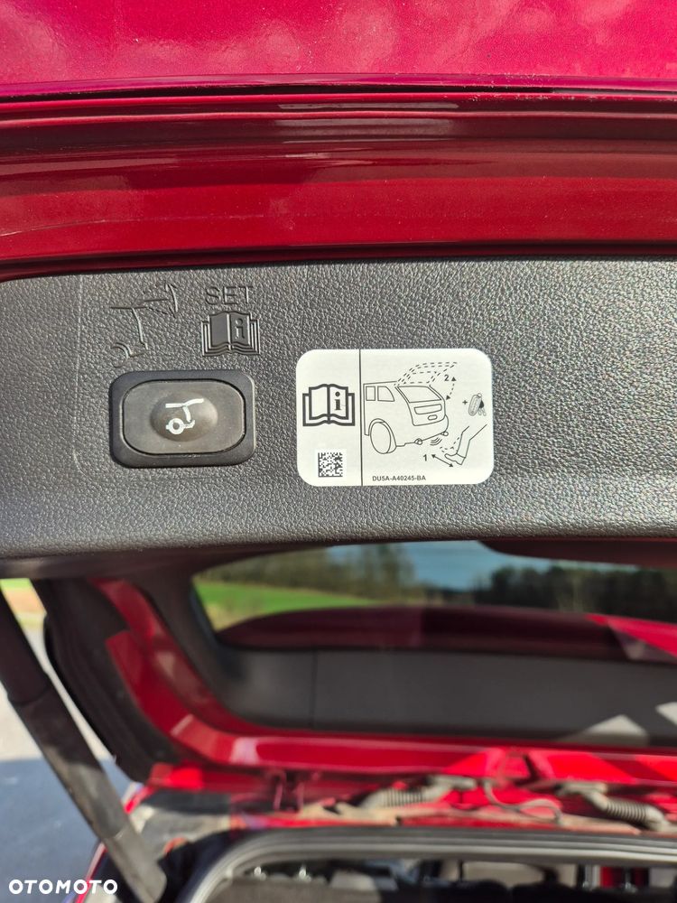 Ford Kuga 2.0 TDCi 4x4 ST-Line - 7