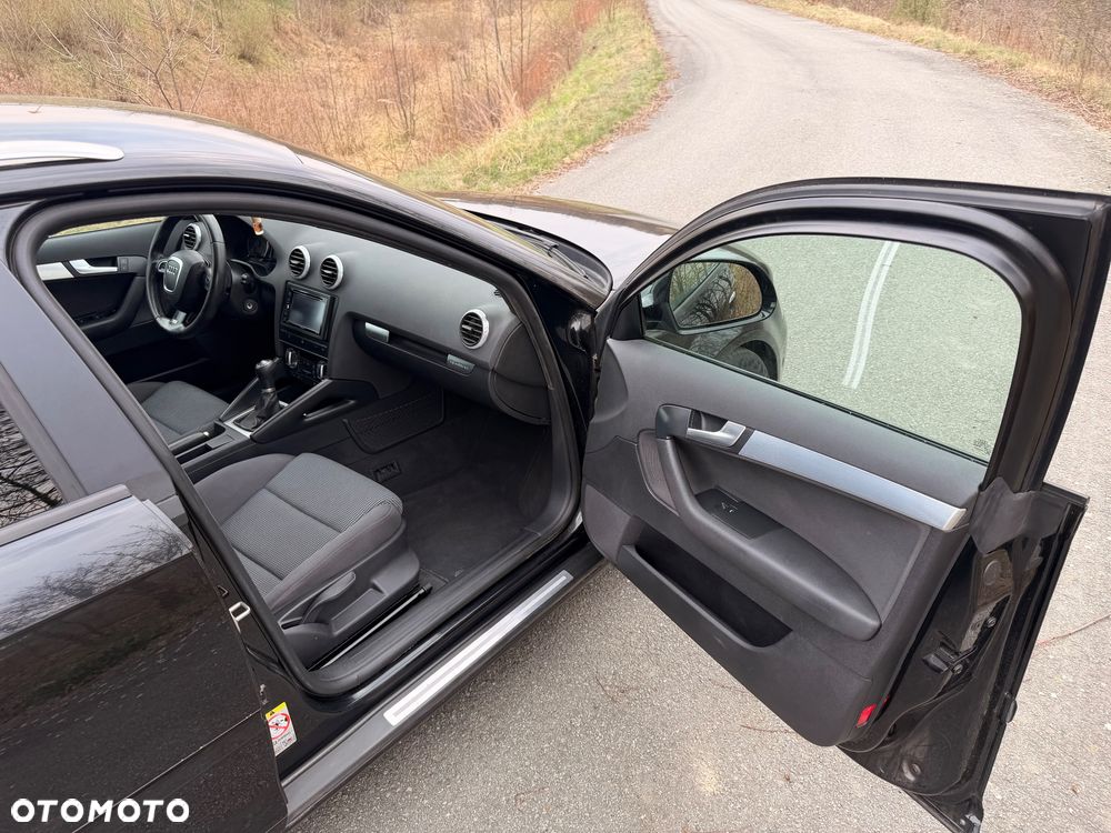 Audi A3 Sportback 2.0 TDI DPF quattro S line Sportpaket (plus) - 21