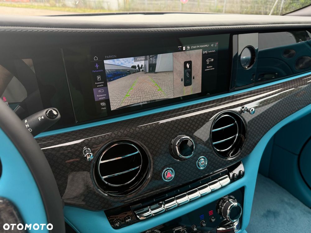 Rolls-Royce Spectre - 20