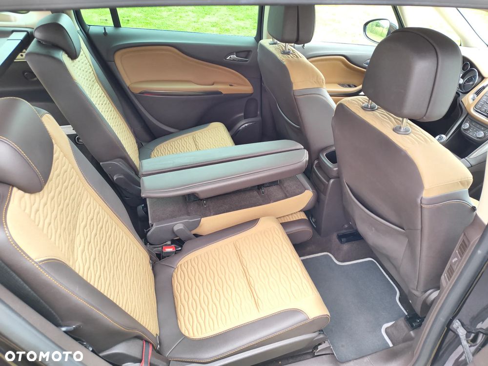 Opel Zafira Tourer 2.0 CDTI Edition - 20