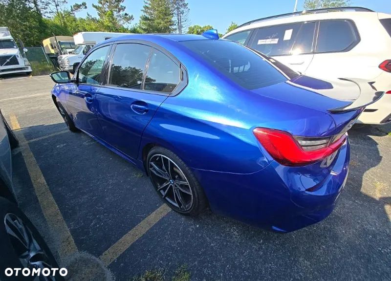 BMW Seria 3 330i xDrive M Sport - 5
