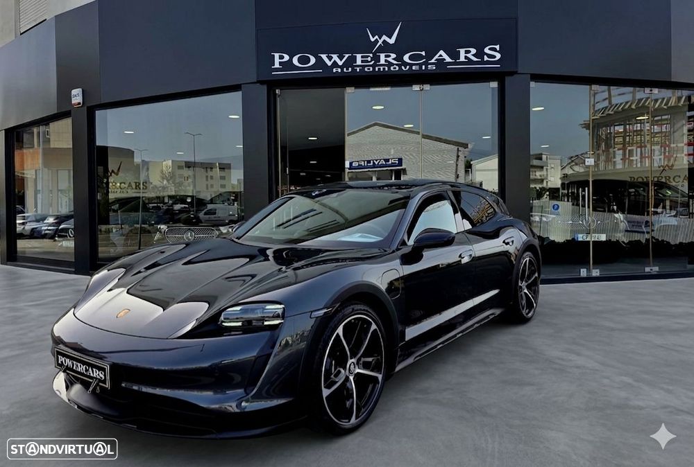 Porsche Taycan Cross Turismo 4 - 3