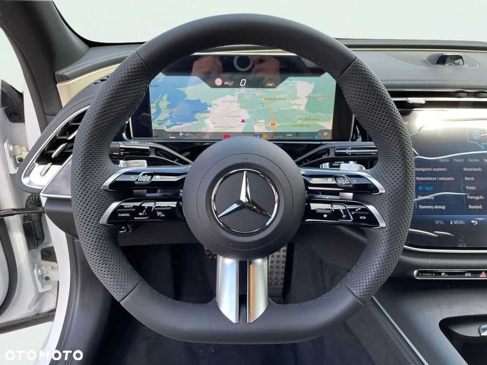 Mercedes-Benz Klasa E 220 d mHEV 4-Matic AMG 9G-Tronic - 24
