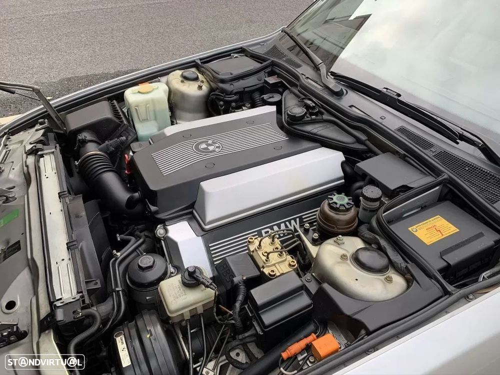 BMW 730 i V8 - 13