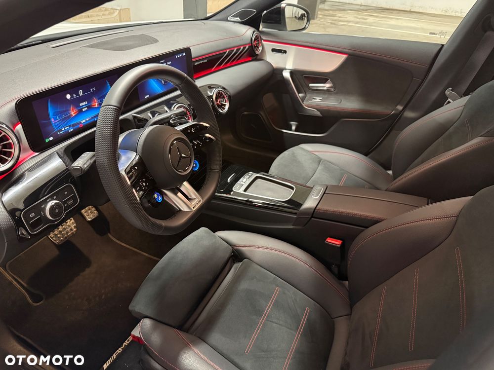 Mercedes-Benz CLA AMG 35 mHEV 4-Matic 8G-DCT - 10