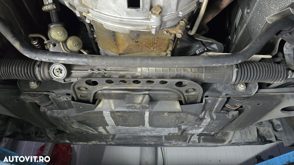 Mercedes-Benz E - 13