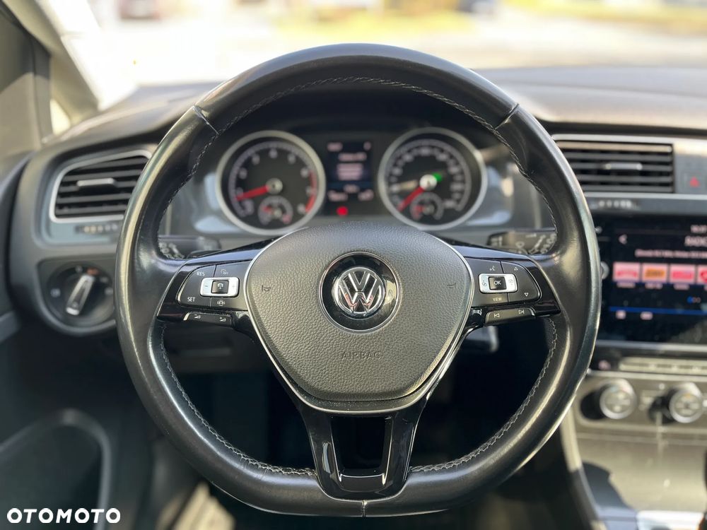 Volkswagen Golf 1.5 TSI BMT Comfortline DSG - 6