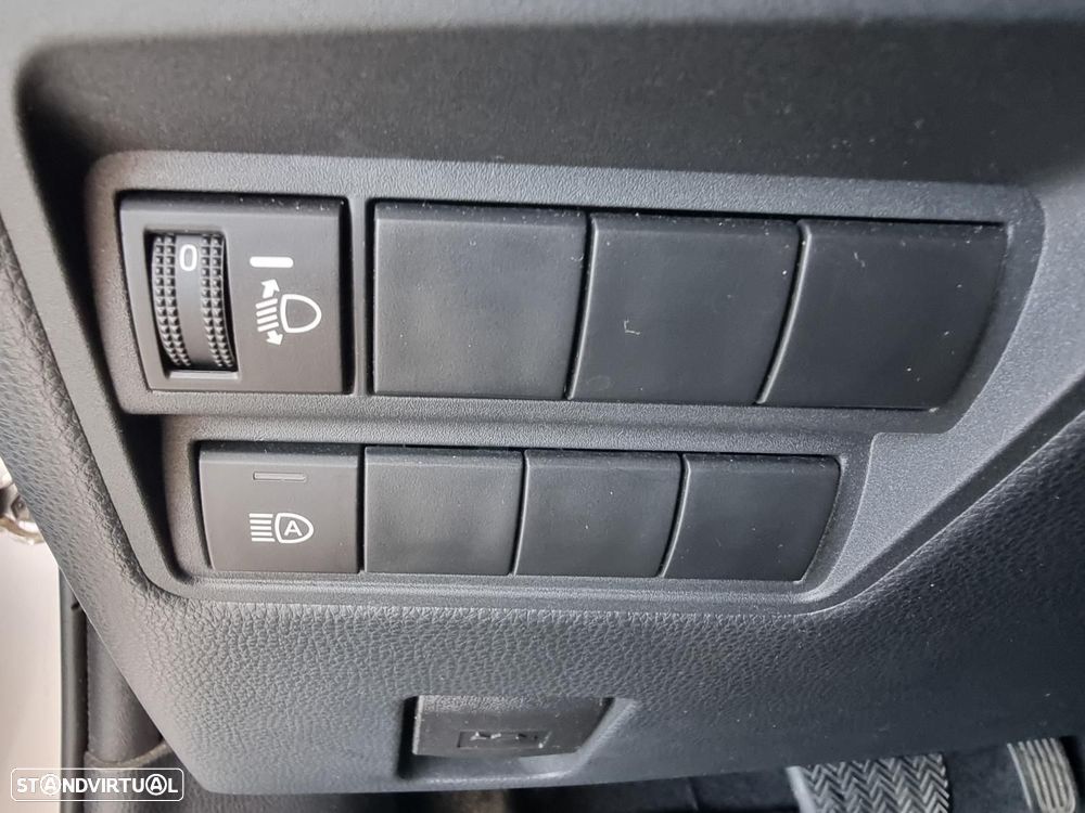 Toyota Yaris Cross 1.5 HDF Comfort - 19