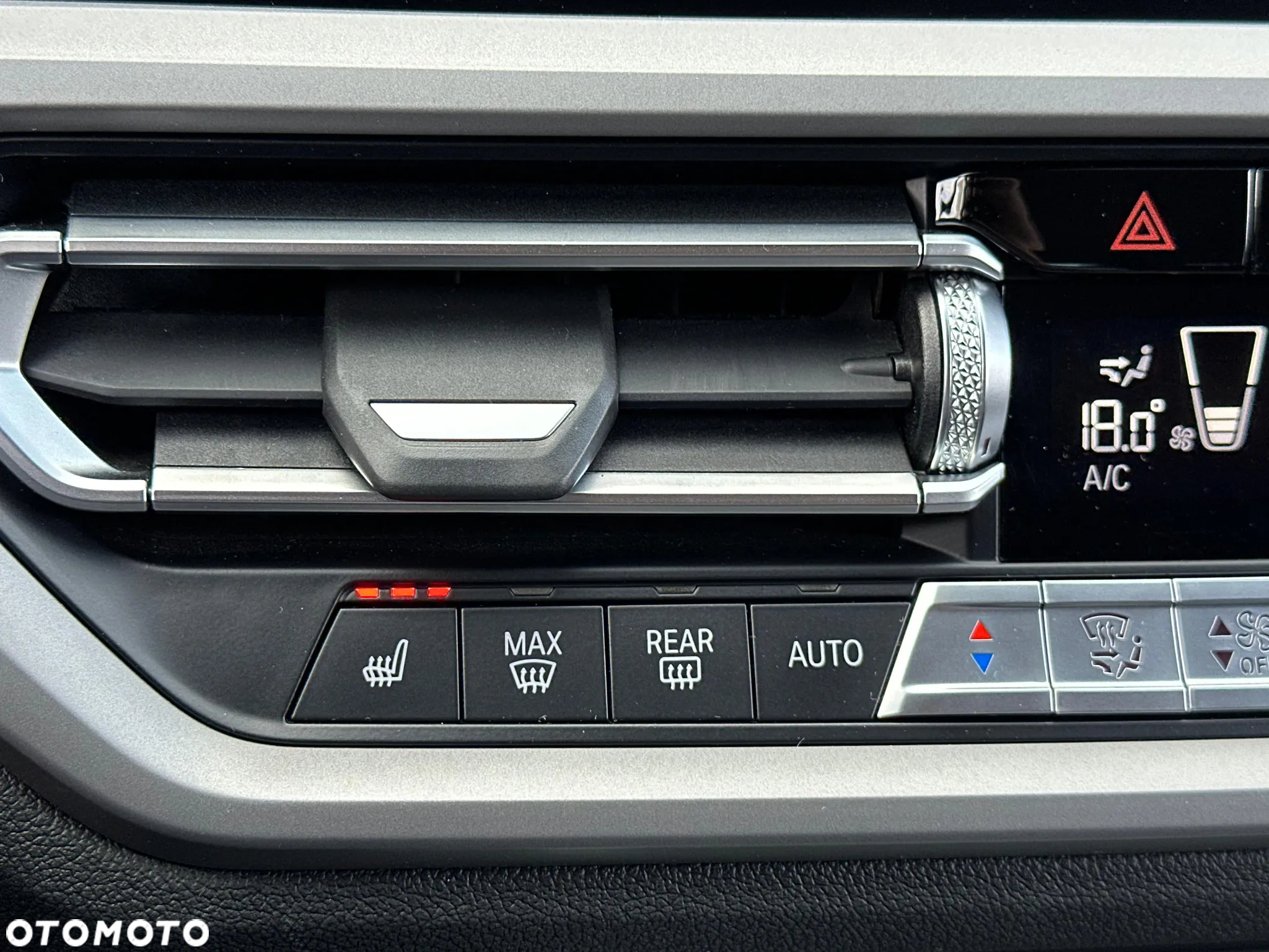 BMW Seria 3 318i Advantage - 38