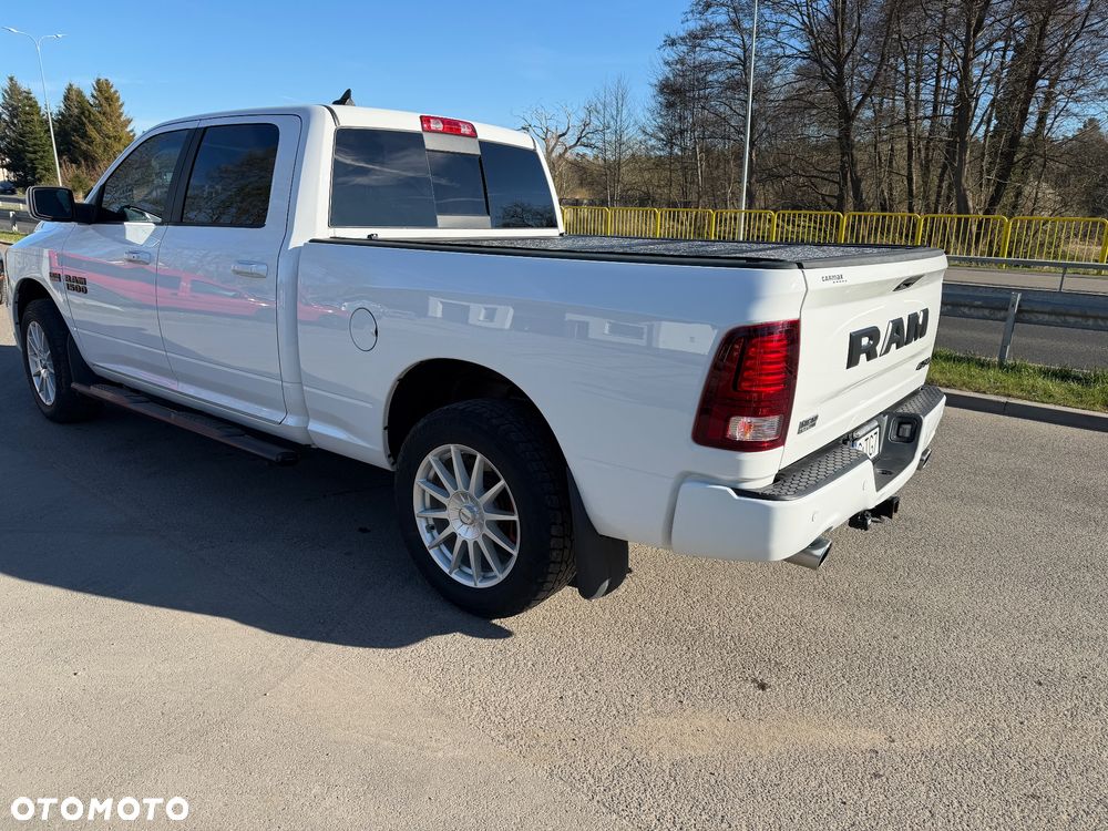 Dodge RAM 5.7 4x4 - 3