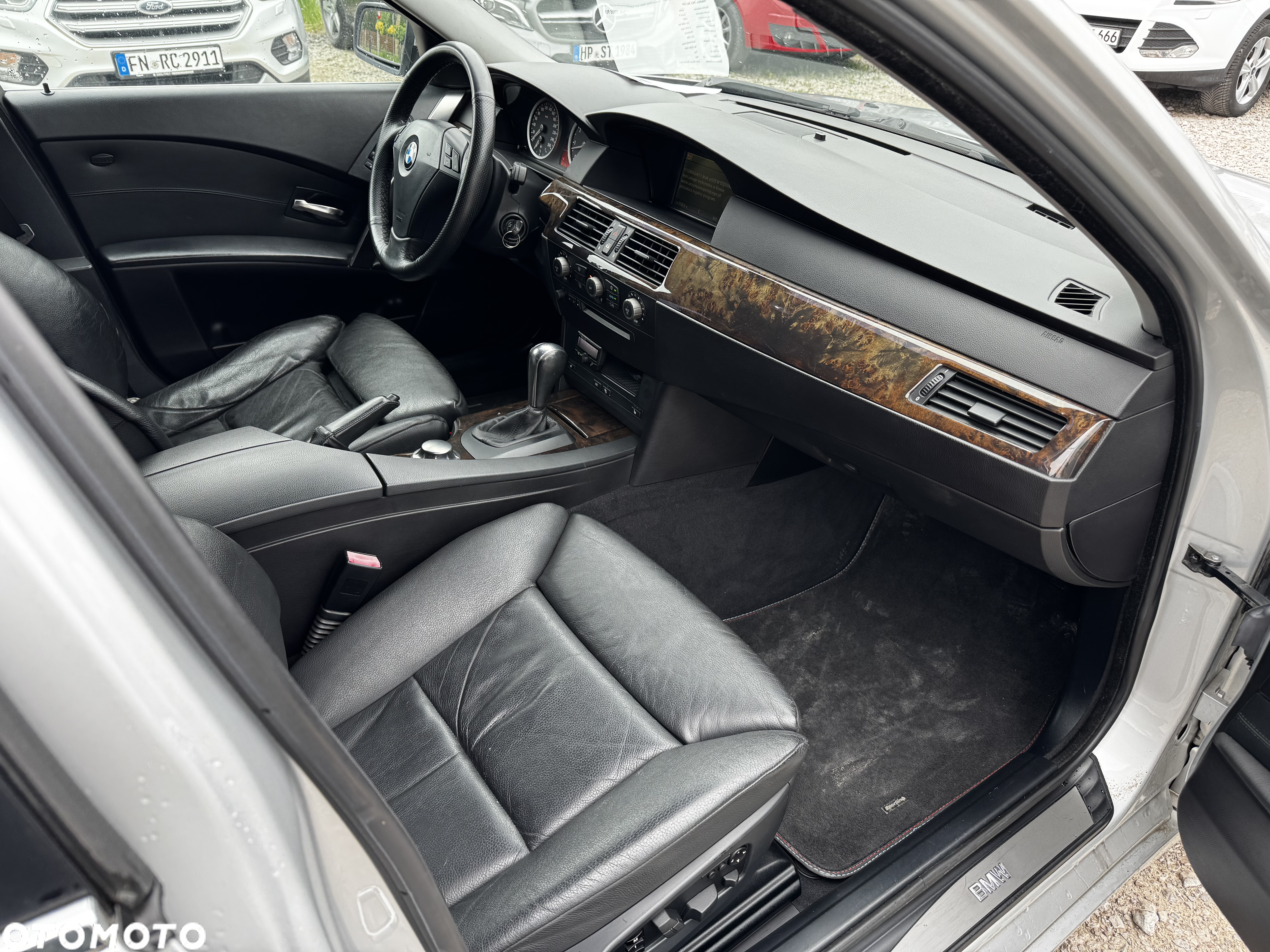 BMW Seria 5 - 23
