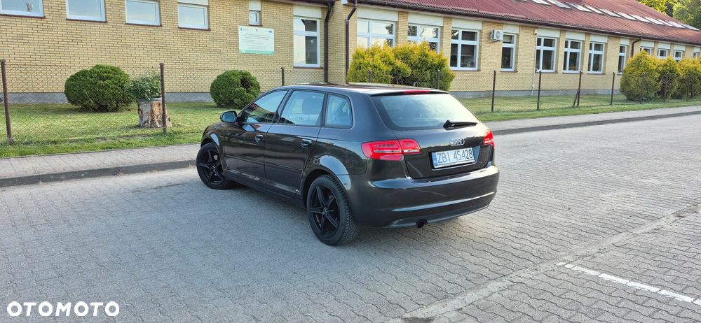 Audi A3 Sportback - 6