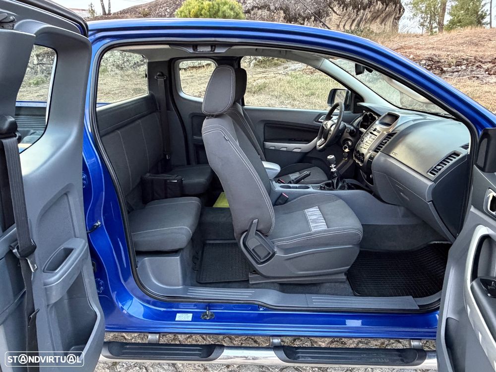 Ford Ranger - 12