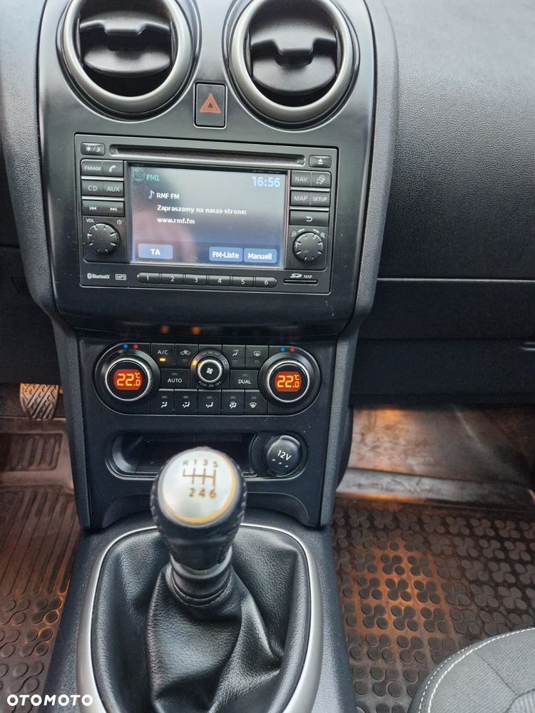 Nissan Qashqai+2 - 13