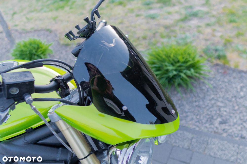 Triumph Street Triple - 14