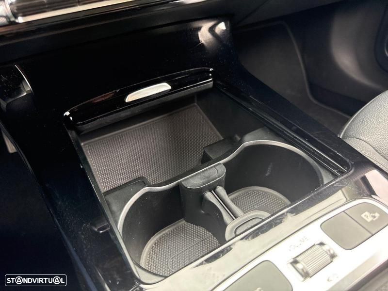 Mercedes-Benz A 200 Standard - 22