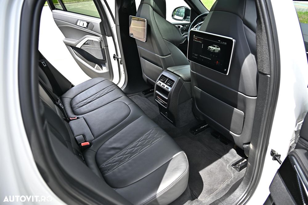 BMW X6 xDrive30d - 16