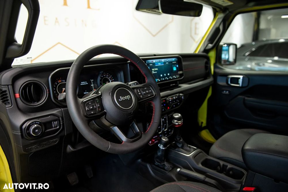 Jeep Wrangler - 29